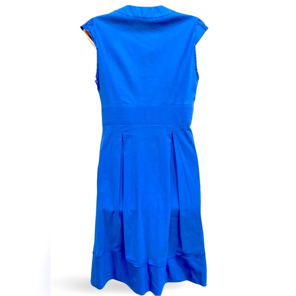 BCBG🦋 MAXAZRIA VIBRANT BLUE DRESS🦋SIZE SMALL DEEP KEYHOLE NECKLINE AND POCKETS - Picture 2 of 16